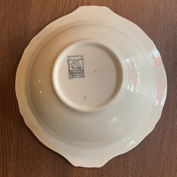 GRINDLEY - Vintage 50’s Cream Petal Serve Bowl - Picture 3 of 4